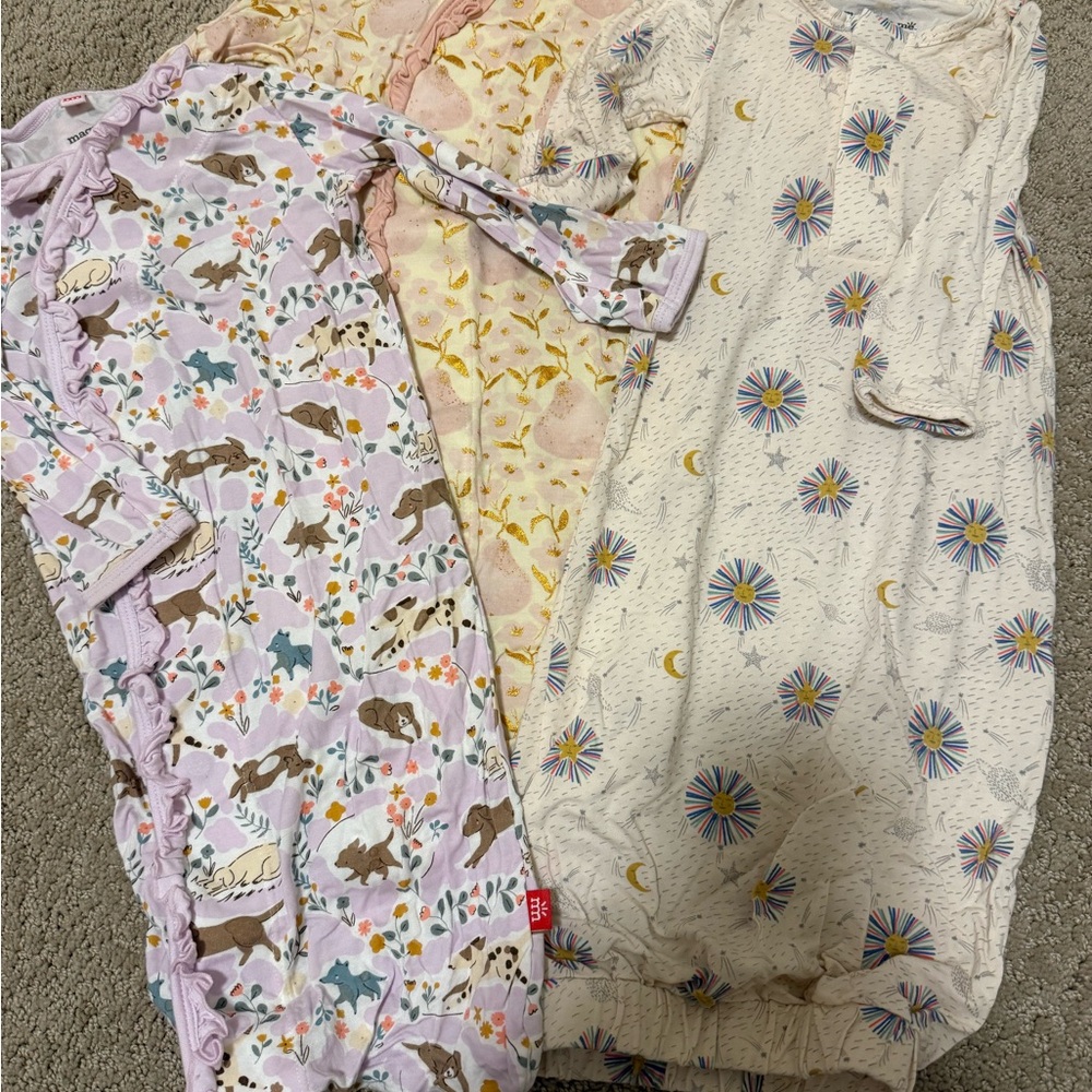 Magnetic Me newborn gown bundle